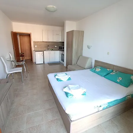 Palm Marina Apartment